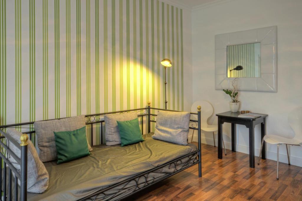 Hotel Zum Goldenen Stern Prüm Habitación foto